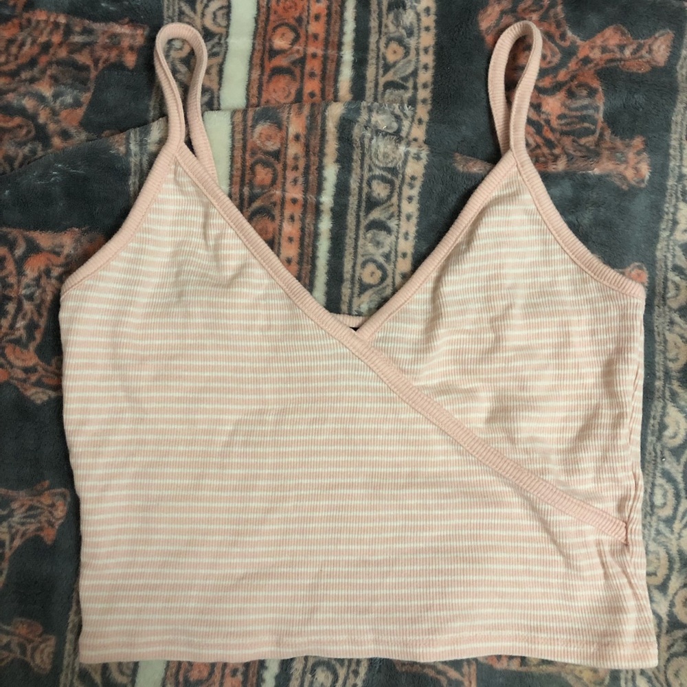 ❗️SOLD❗️Forever 21 crop top